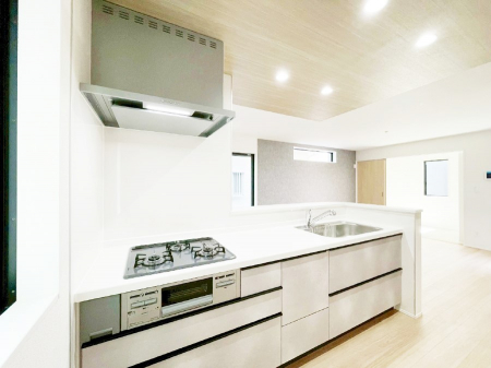 �L�b�`���@���������Ȃ��炲�Ƒ��Ƃ̉�b���y���߂�ΖʃJ�E���^�[�L�b�`��