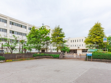 ���ӊ��@���w�Z 2080m �t�����s���������w�Z