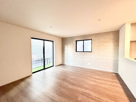 ���̑����ρ@�傫�ȑ����炽���Ղ�̗z���ƕ����������郊�r���O  