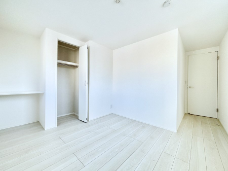 �q�������@�q�������ɂ��������߂Ȏ��[�X�y�[�X�����Ղ�̋���