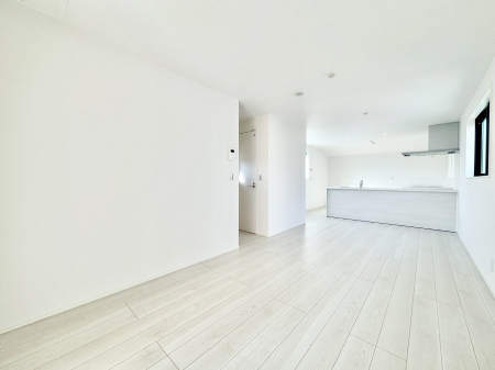 ���r���O�@�����u�������܁v�u��������v�Ƒ��Ƃ̃R�~���j�P�[�V�������[�܂郊�r���O�C���K�i�B 