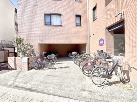 ���̑��@�O�� ���]�Ԓu����i�󂫏󋵂͓s�x���m�F���������j