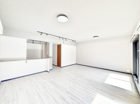 ���̑����ρ@�Ƒ��̂Ȃ�����؂ɂ����_�C�j���O  