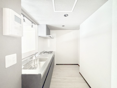 �L�b�`���@��Ƃ肠��L�b�`���X�y�[�X�ł�������H��̌�Еt�����X���[�Y�ɁI