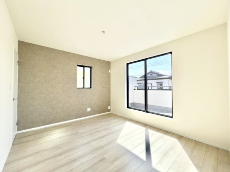 ���̑����ρ@���邢�o���R�j�[�T�C�h�ɗm����ݒu�B�ڊo�߂̗ǂ��Q���ɁB 