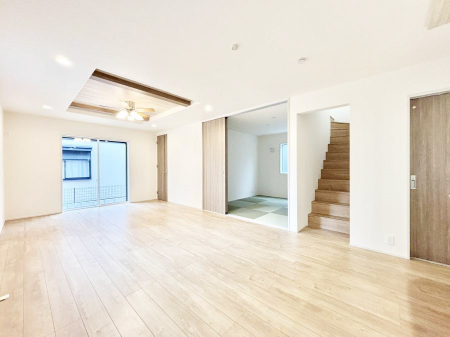 ���̑����ρ@�אڂ̘a�����J������΂���ɍL�X��Ԃ�