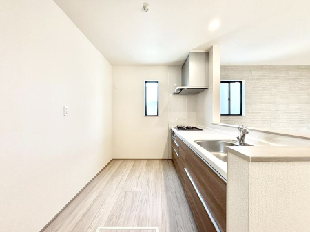 �L�b�`���@��Ƃ肠��L�b�`���ł͂��Ƒ��Ɗy�������������ł��܂��B