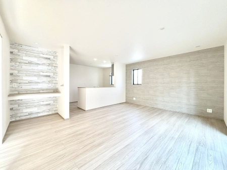 ���r���O�@�������������͋C�̂k�c�j�͉Ƒ��݂�Ȃ̉��K���  