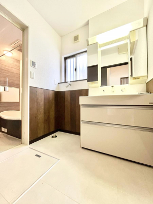 ���ʑ�E���ʏ��@���邢���ʏ��͖����̐g�x�x���y�����ł����Ⴂ�����ł��B