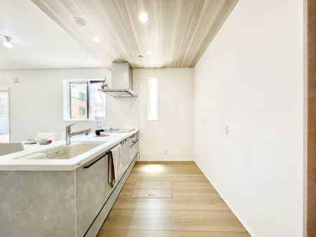 �L�b�`���@��Ƃ肠��L�b�`���ł͂��Ƒ��Ɗy�������������ł��܂��B  