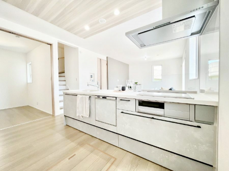 �L�b�`���@�J�E���^�[�z���ɂ��b�������Ȃ��疈���̂������������Ɗy����  