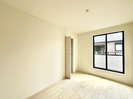 ���̑����ρ@���邢�o���R�j�[�T�C�h�ɗm����ݒu�B�ڊo�߂̗ǂ��Q���ɁB 