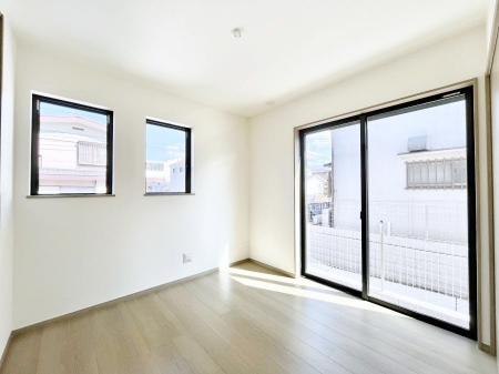 ���̑����ρ@���r���O�ׂ̗ɂ���m���B�����J�����čL�����p���邱�Ƃ��\�ł��B