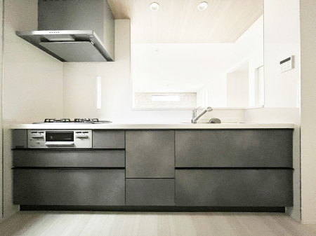 �L�b�`���@�������������I�ɁA�y�����I�V�X�e���L�b�`��