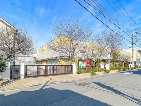 ���ӊ��@���w�Z 680m �����旧����o�t���w�Z