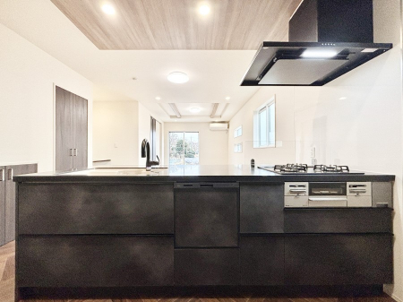 �L�b�`���@�������������I�ɁA�y�����I�V�X�e���L�b�`��  