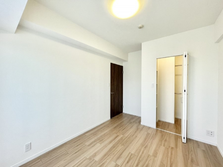 �Q���@�E�H�[�N�C���N���[�[�b�g�̊��p�Ő�����Ԃ��L�X���g�����������܂�