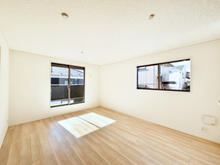 ���̑����ρ@���邢2�K���r���O�I�O����̎������V���b�g�A�E�g���ĉƑ��̃v���C�o�V�[�����܂��B