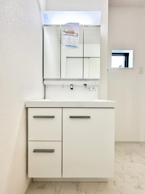 ���ʑ�E���ʏ��@�傫�����₷���O�ʋ��Ő�����������ʑ�́A�g�����Ȃ݃`�F�b�N�┧�̂������ɂ������߂ł��B 