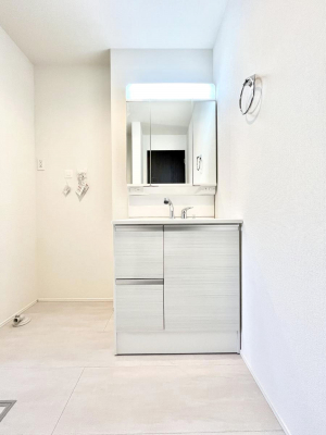 ���ʑ�E���ʏ��@�傫�����₷���O�ʋ��Ő�����������ʑ�́A�g�����Ȃ݃`�F�b�N�┧�̂������ɂ������߂ł��B 