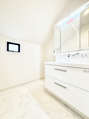 ���̑��@�L�X�Ƃ�Ƃ�̂��郉���h���[�X�y�[�X  