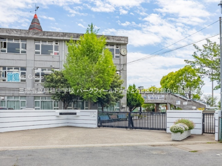 ���ӊ��@���w�Z 700m �O���s�����䒆�w�Z