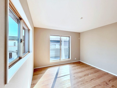 ���̑����ρ@2�ʍ̌����m�ۂ������邢��ԁB�Ƒ��݂�Ȃ����K�ȕ�炵����������݌v�ł��B