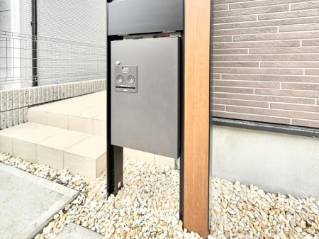 ���̑��@�ו��̎󂯎�肪�����������S�I�s�ݎ��ɂ��ו����󂯎����zBOX�t���ł�