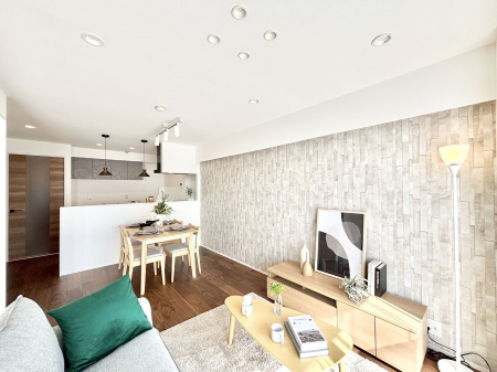 ���r���O�@�������������͋C�̂k�c�j�͉Ƒ��݂�Ȃ̉��K���