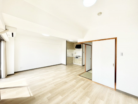 ���̑����ρ@���邢�z���������A�����̕��͋C�ɖ��������_�C�j���O�B   