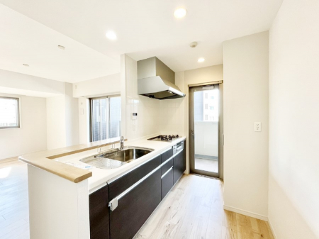 �L�b�`���@�L�X�Ƃ����g������̗ǂ��L�b�`���œ��X�̂��������y�����Ȃ肻��