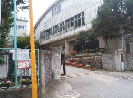 ���ӊ��@���w�Z 1700m ����s�����P�J���w�Z