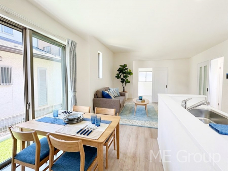 ���r���O�@���Ƒ��̓��₩�Șb�����ŕ�܂�閾�邢���r���O  ���Ƌ��CG�ł��@