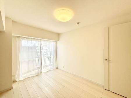 ���̑����ρ@�o���R�j�[���J�������v���X���Ă����m��  