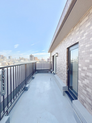 �o���R�j�[�@�������o���R�j�[�I��������̐��󕨂������܂��B