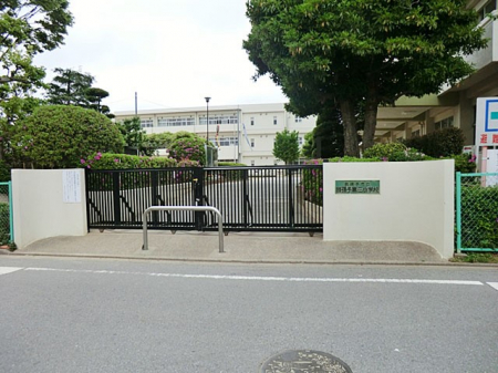 ���ӊ��@���w�Z 1200m �䑷�q�s���䑷�q��O���w�Z