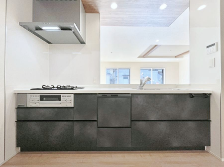 �L�b�`���@�������������I�ɁA�y�����I�V�X�e���L�b�`��  