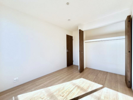 �q�������@�q�������ɂ��������߂Ȏ��[�X�y�[�X�����Ղ�̋���