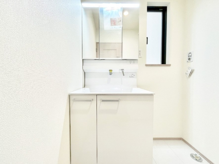 ���ʑ�E���ʏ��@���[�͂Ƌ@�\���ɗD�ꂽ���ʉ��ϑ�