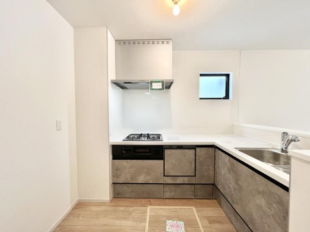 �L�b�`���@L���^���Ɨ�������X�y�[�X���L�X�Ǝg���܂��B�R���p�N�g�ɓ����Ă��������N���N�B  