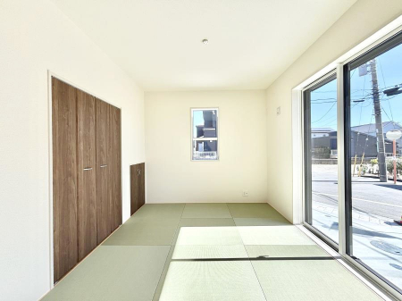 ���̑����ρ@�_�炩����̋�Ԃ́A���q�l�̗V�я�◈�q���̂����ĂȂ��̏ꏊ�Ƃ��ďd�󂵂܂��B 