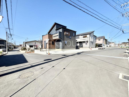 ���n�O�ώʐ^�@�O�ʓ��H�͂�����Ɛ�������Ă��܂�  