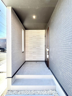 ���ց@��؂ȉƑ��A���q���o�}���錺�ցB