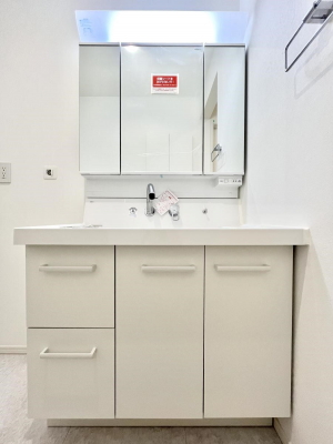 ���ʑ�E���ʏ��@�傫�����₷���O�ʋ��Ő�����������ʑ�́A�g�����Ȃ݃`�F�b�N�┧�̂������ɂ������߂ł��B 