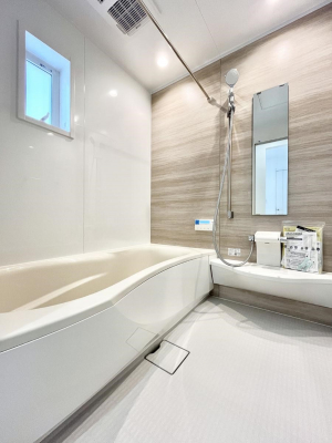 �����@����̔�����₷��؂ȃo�X�^�C���B�������Ƃ����C���y����Ŕ����Ƃ肽���ł��ˁI  