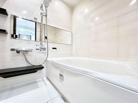 �����@����̔�������Ă���閾�邢�������̂���o�X���[��  