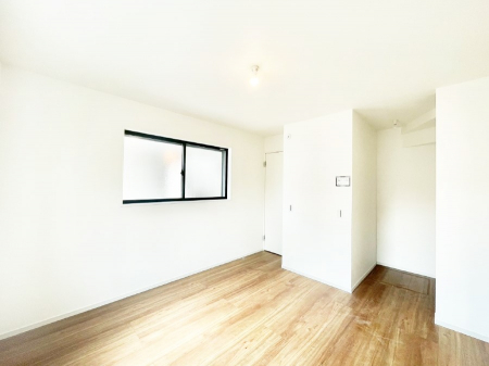 ���̑����ρ@�i�`�������ȃt���[�����O�͂ǂ�ȃC���e���A�ɂ��}�b�`�B  