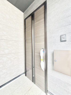 ���ց@���֑O�͉J���~���Ă��G��ɂ��������t��