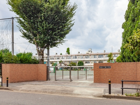 ���ӊ��@���w�Z 1100m ���旧�O�����w�Z