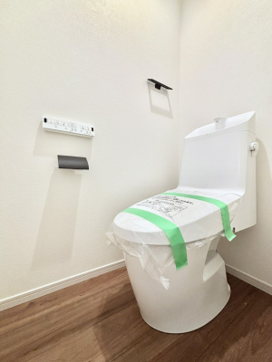 �g�C���@�g�C����1�K��2�K���ꂼ��ɔz�u����Ă��ĂƂĂ��֗��ł��B 